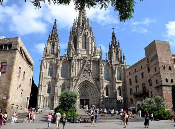 Кафедральный собор Ла-Сеу или собор Святой Эулалии. Город Барселона