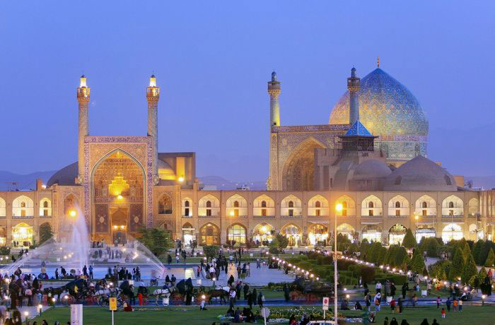 Масджид-е Имам (Королевская мечеть или Мечеть Имама). Город Исфахан