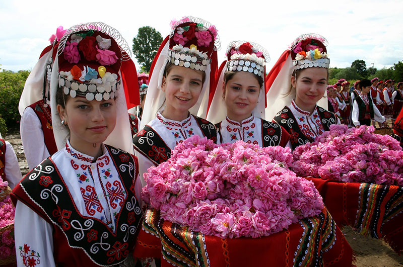 Фестиваль роз в Болгарии